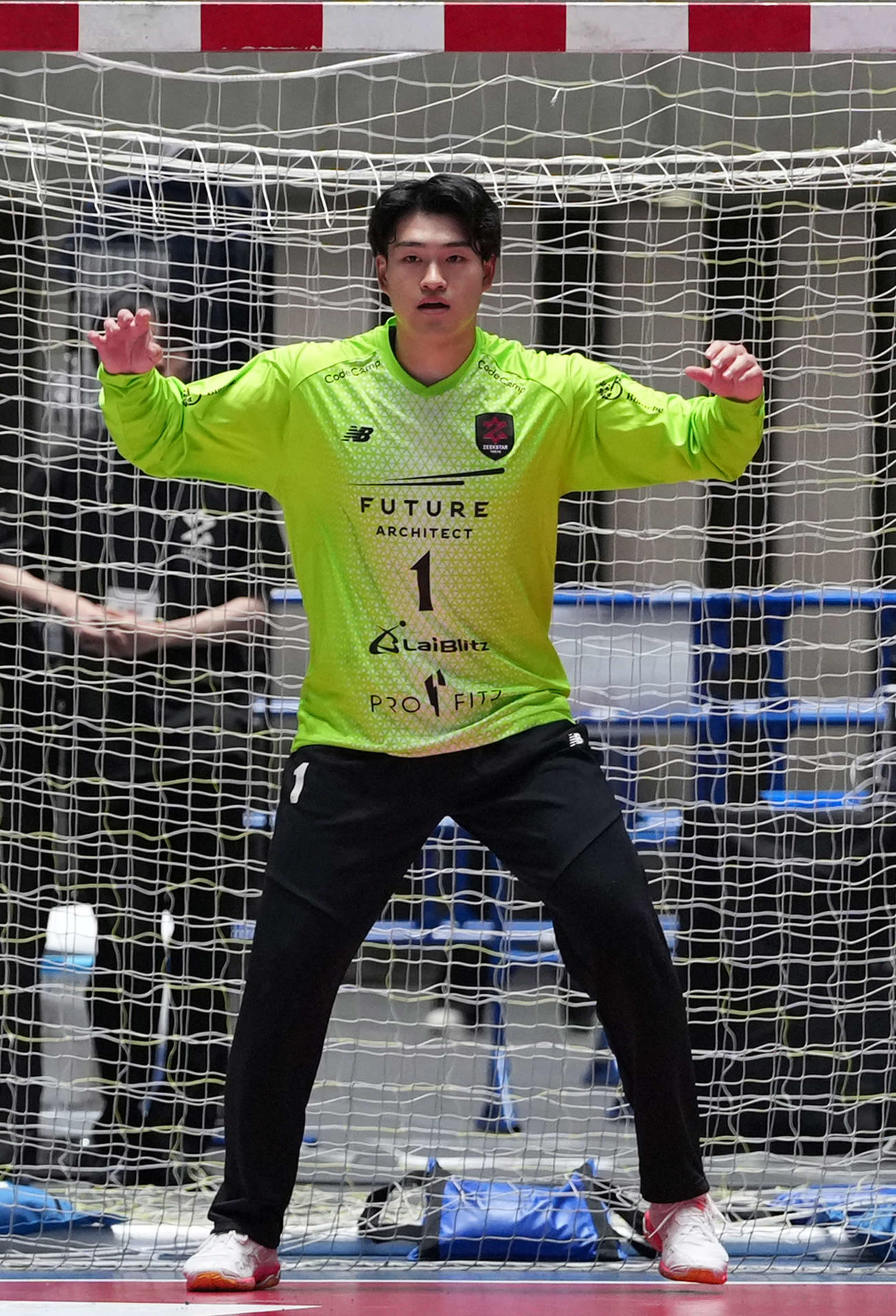 パリ・サンジェルマン戦でゴールを守るGK大山翔伍（撮影・小島史椰）