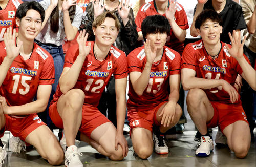 World Volleyball: Japan Loses to Italy in Send-Out Match