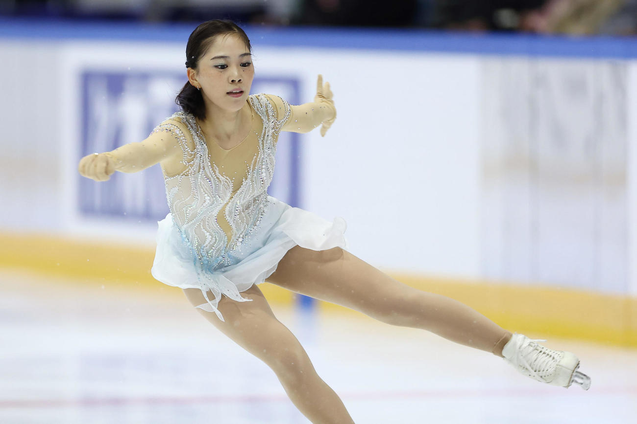 女子フリーで演技する吉田（撮影・前田充）