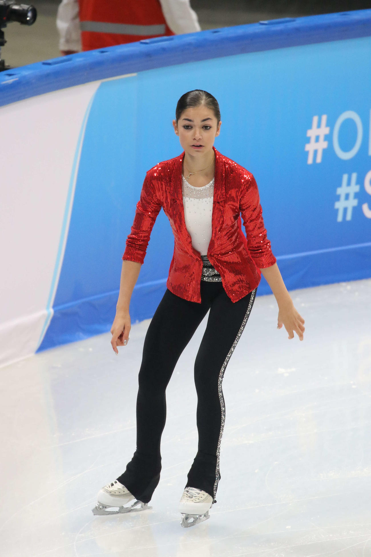 ミラノ・コルティナ冬季五輪最終予選ショートプログラム前の公式練習に臨んだアデリア・ペトロシャン（撮影・松本航）