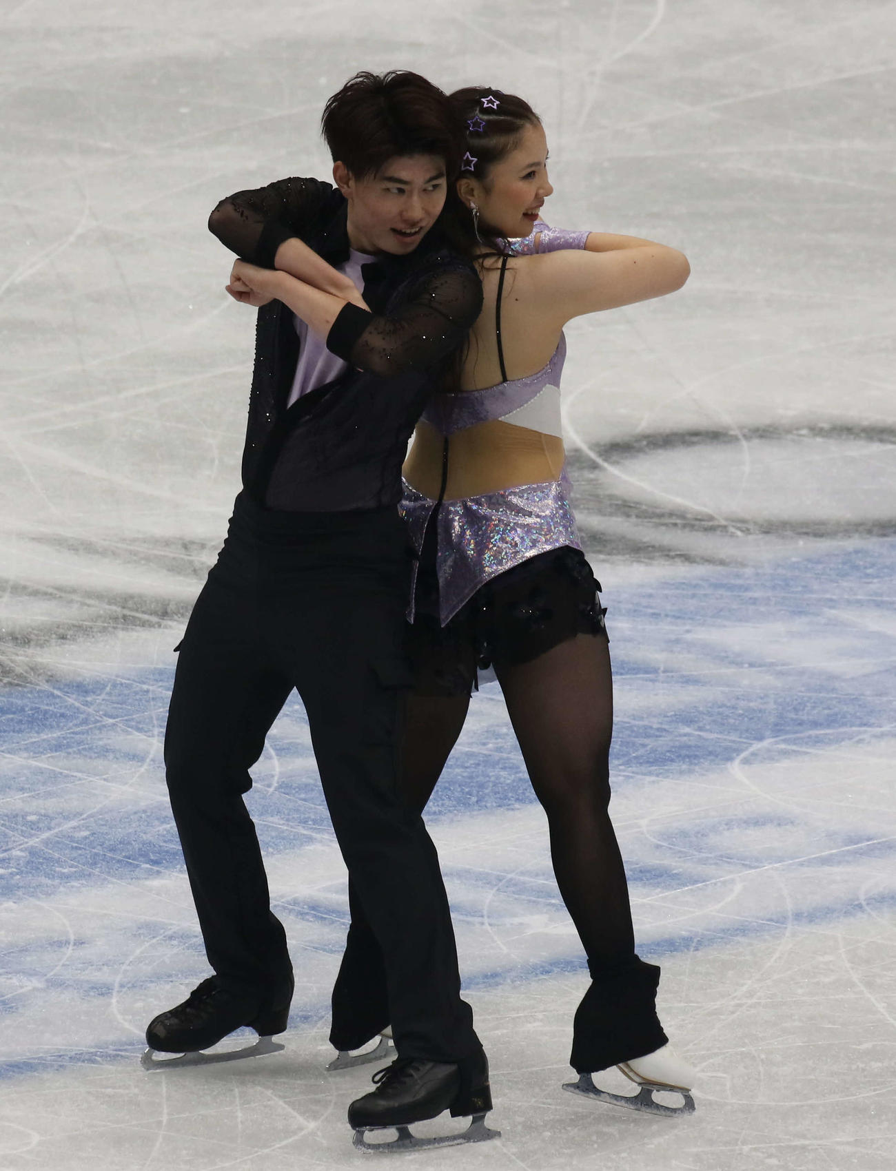 ミラノ・コルティナ冬季五輪最終予選アイスダンスRD　演技する吉田唄菜（右）と森田真沙也（撮影・松本航）