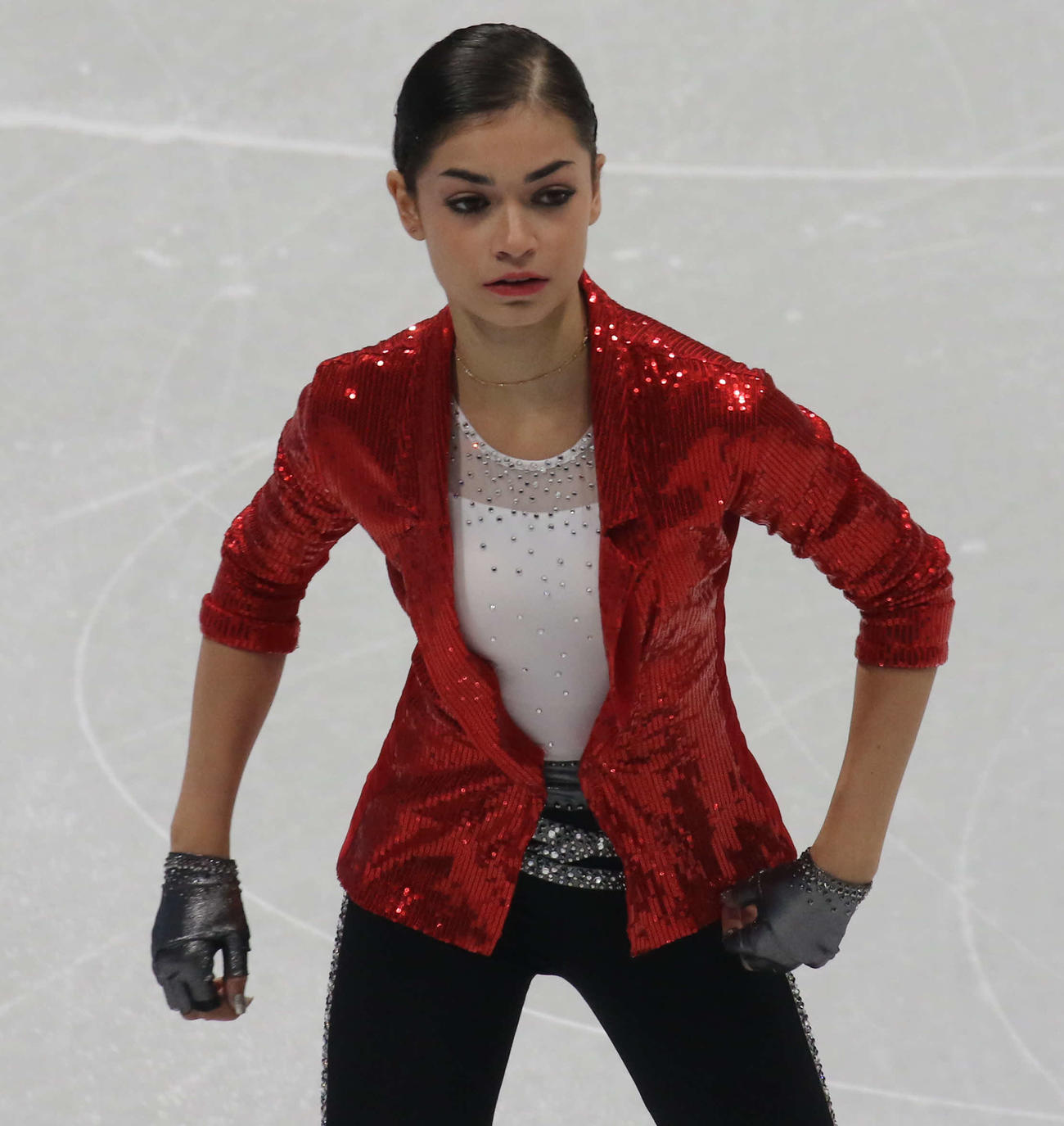 ミラノ・コルティナ冬季五輪最終予選女子SP　演技に向かうアデリア・ペトロシャン（撮影・松本航）