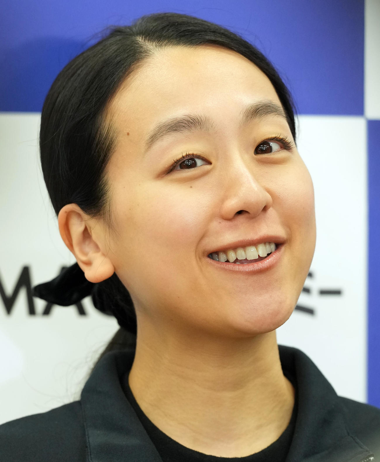 アカデミーを終え会見に臨んだ浅田真央氏（撮影・たえ見朱実）