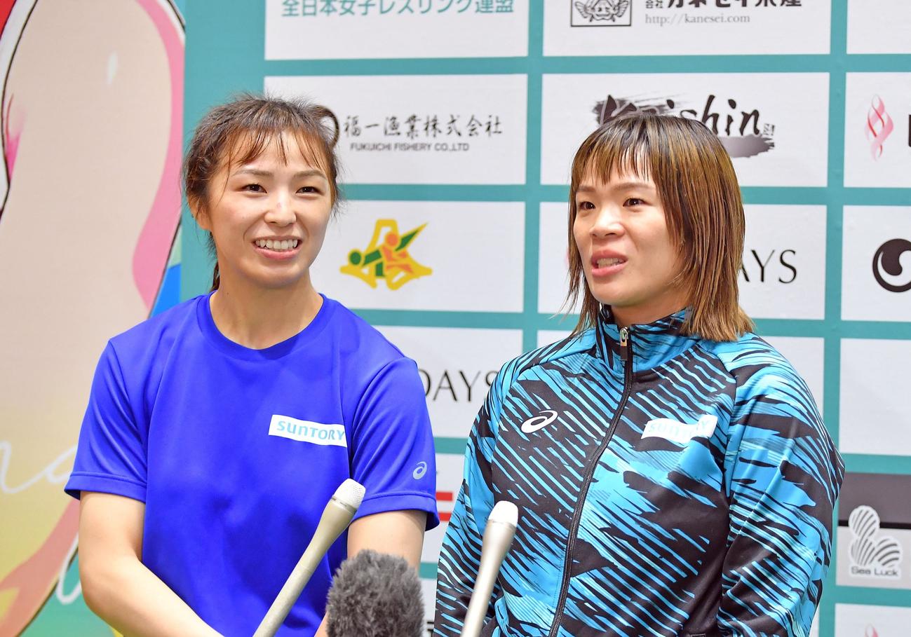2人で取材に応じる金城（右）と恒村