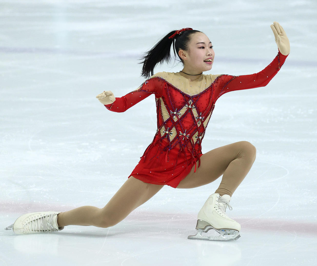 全日本ノービス選手権ノービスAでパフォーマンスを披露する宮崎花凜（撮影・中島郁夫）