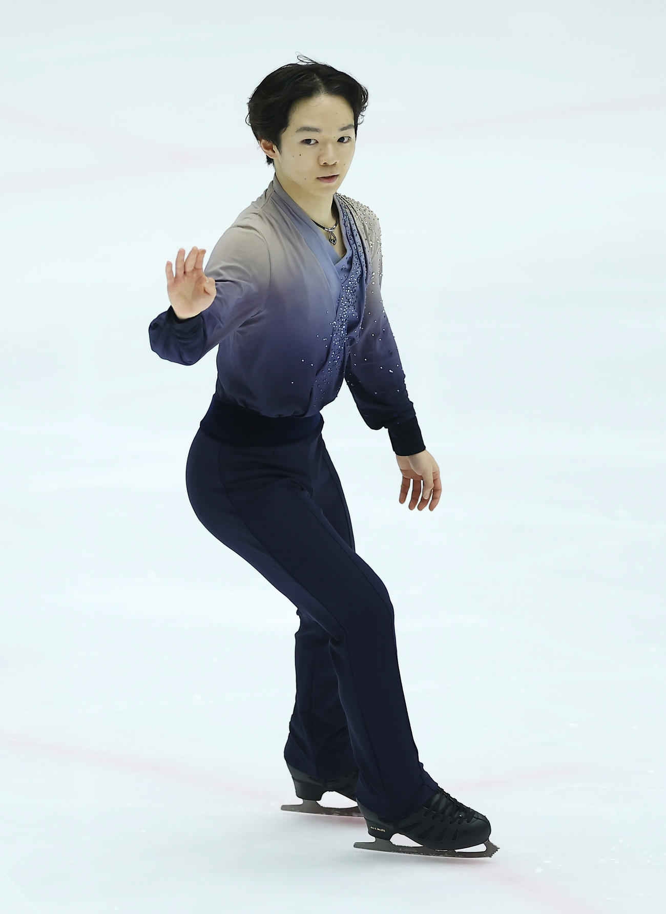 男子フリーで演技を中断する鍵山（撮影・前田充）