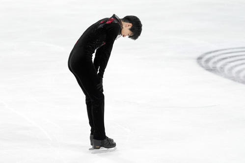 男子フリーの演技を終える壷井達也（撮影・パオロ　ヌッチ）
