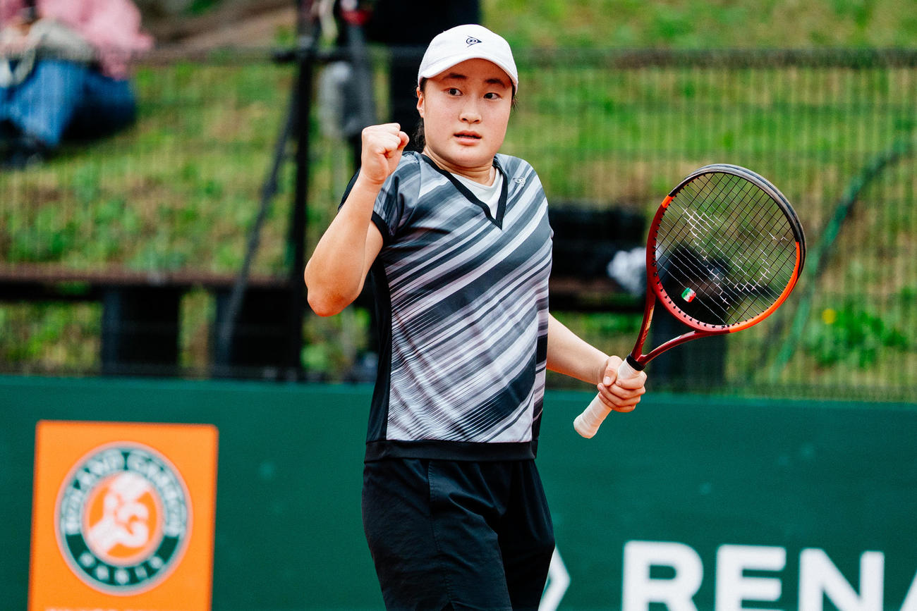 テニスの「ローランギャロス・ジュニアシリーズ・バイ・ルノー」の女子決勝を制した駒田唯衣（（C）FFT）