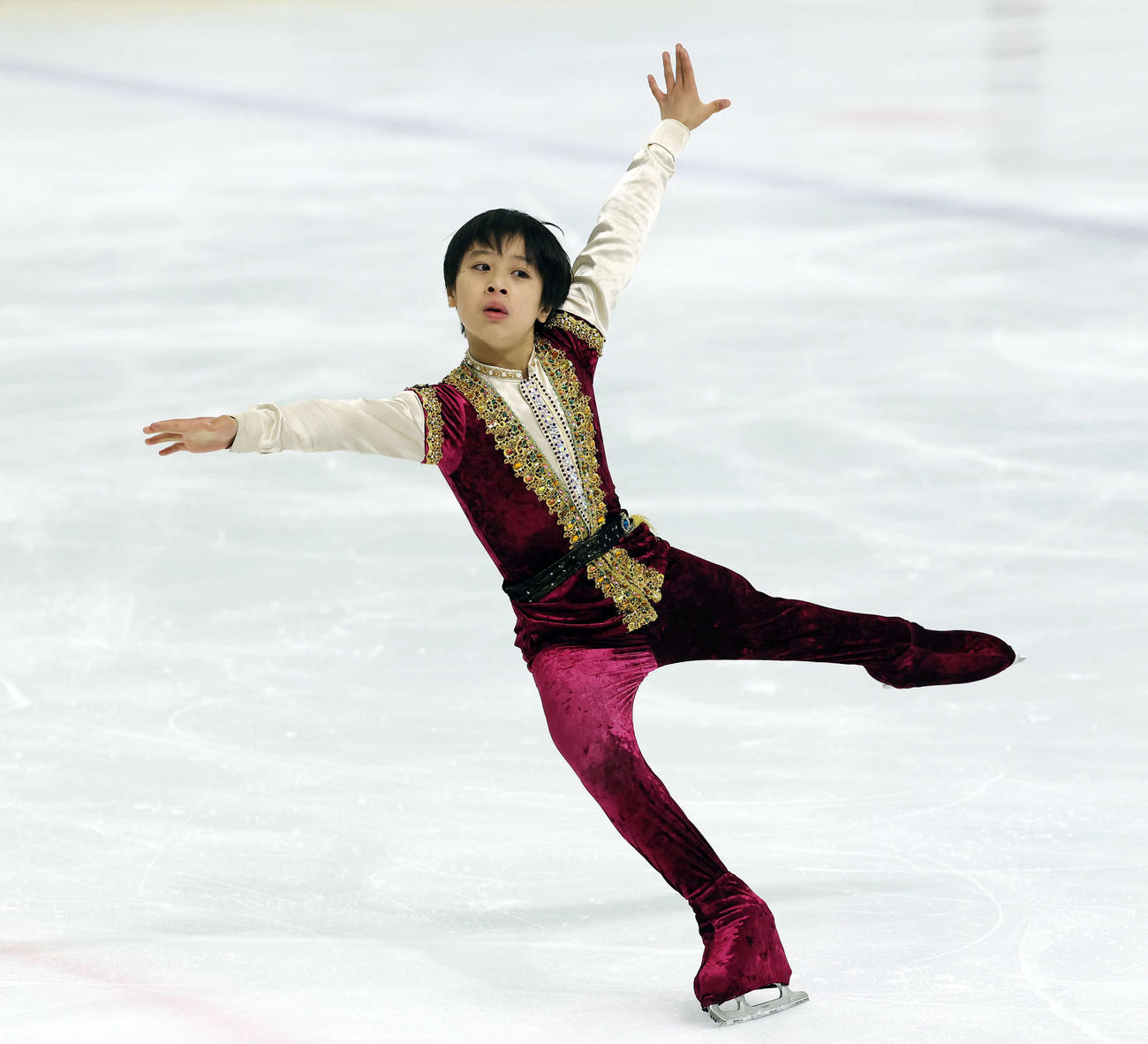 全日本ノービス選手権ノービスA男子で華麗な演技を披露する日高晴久（撮影・宮地輝）