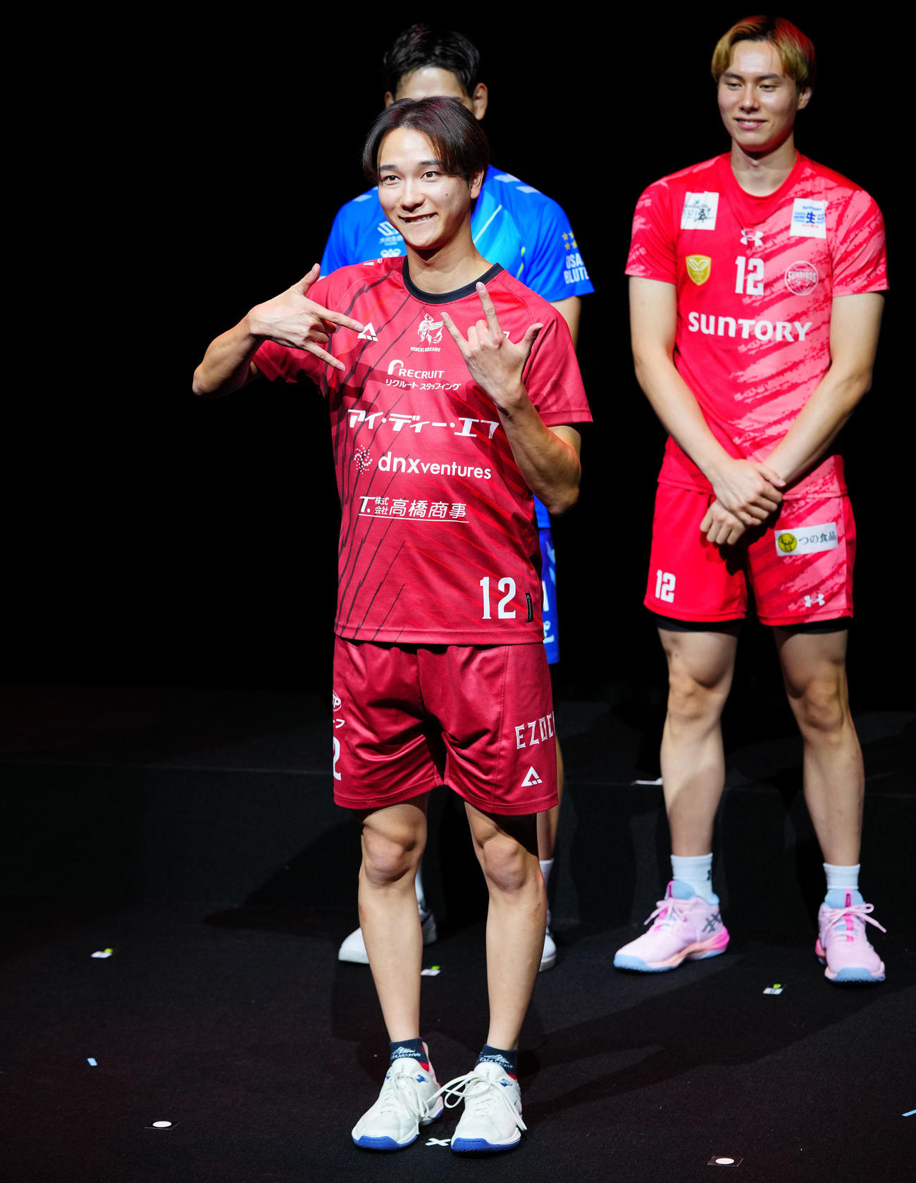 2日、SVリーグ開幕記者会見に登場するヴォレアス北海道の荒尾