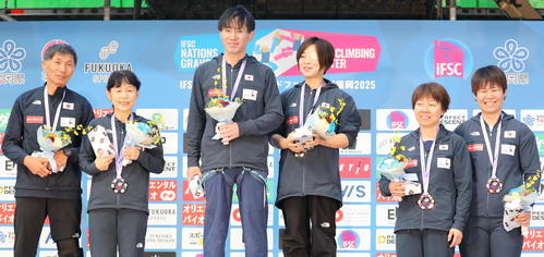 IFSCクライミンググランドファイナルズ福岡2025のパラクライミング・カテゴリーAのメダリスト（撮影・木下淳）