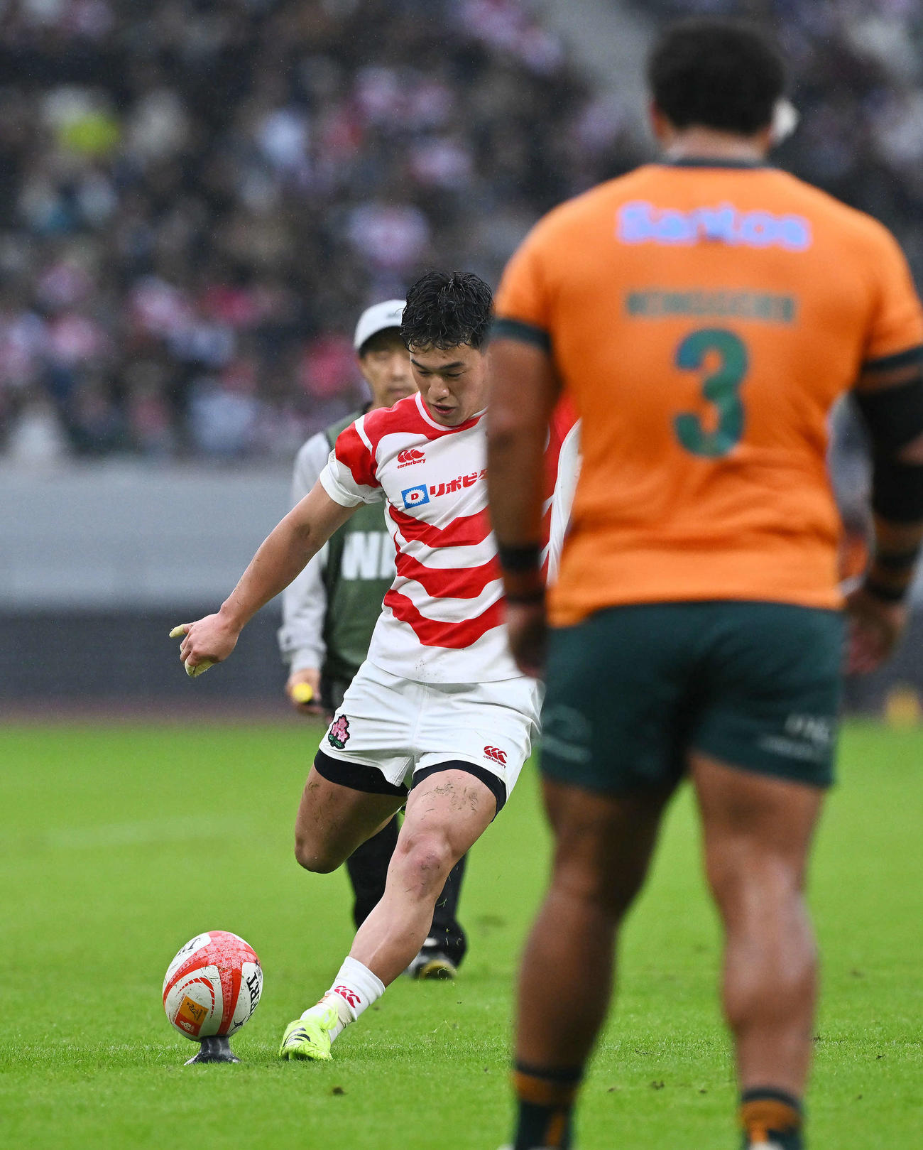 日本対オーストラリア　前半、ペナルティーゴールを決める李承信（撮影・滝沢徹郎）