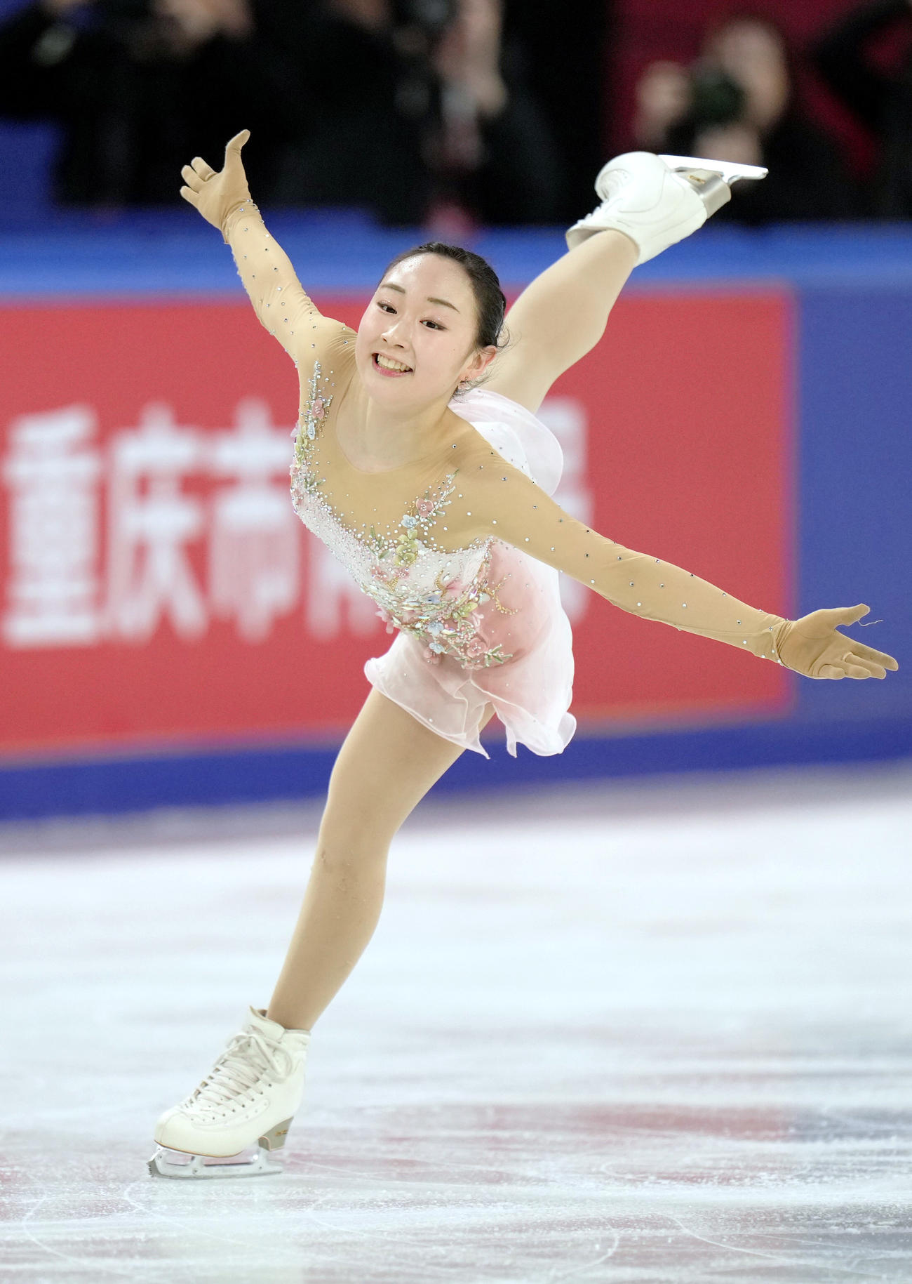 フリーの演技を披露する松生理乃（共同）