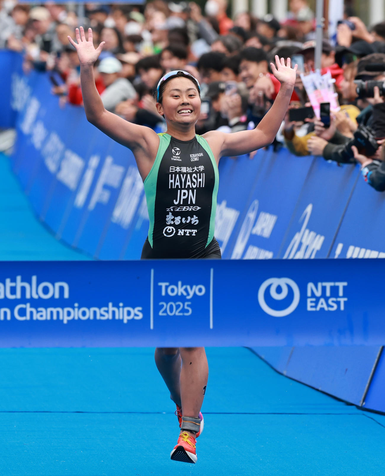 女子で優勝した日本福祉大、まるいちの林（撮影・野上伸悟）