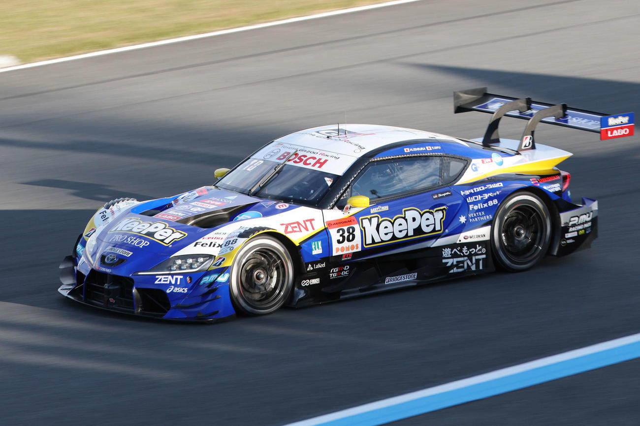 ポールポジションを獲得した38号車（撮影・宮地輝）