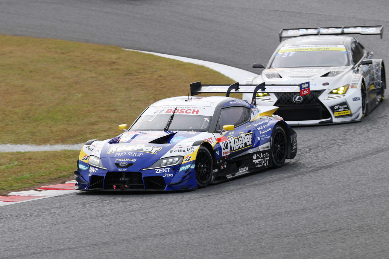 公式練習に臨む38号車（撮影・宮地輝）