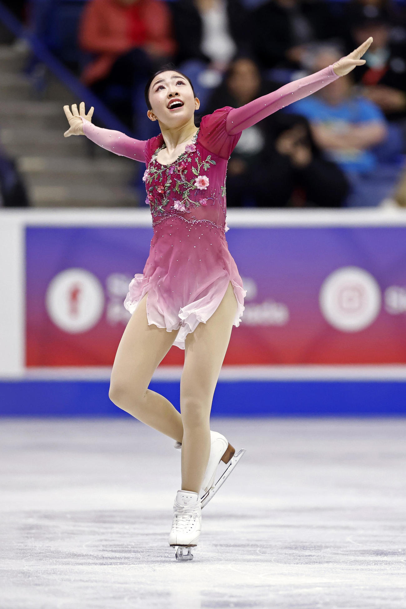 女子でGP初優勝を果たした千葉百音＝サスカトゥーン（共同）
