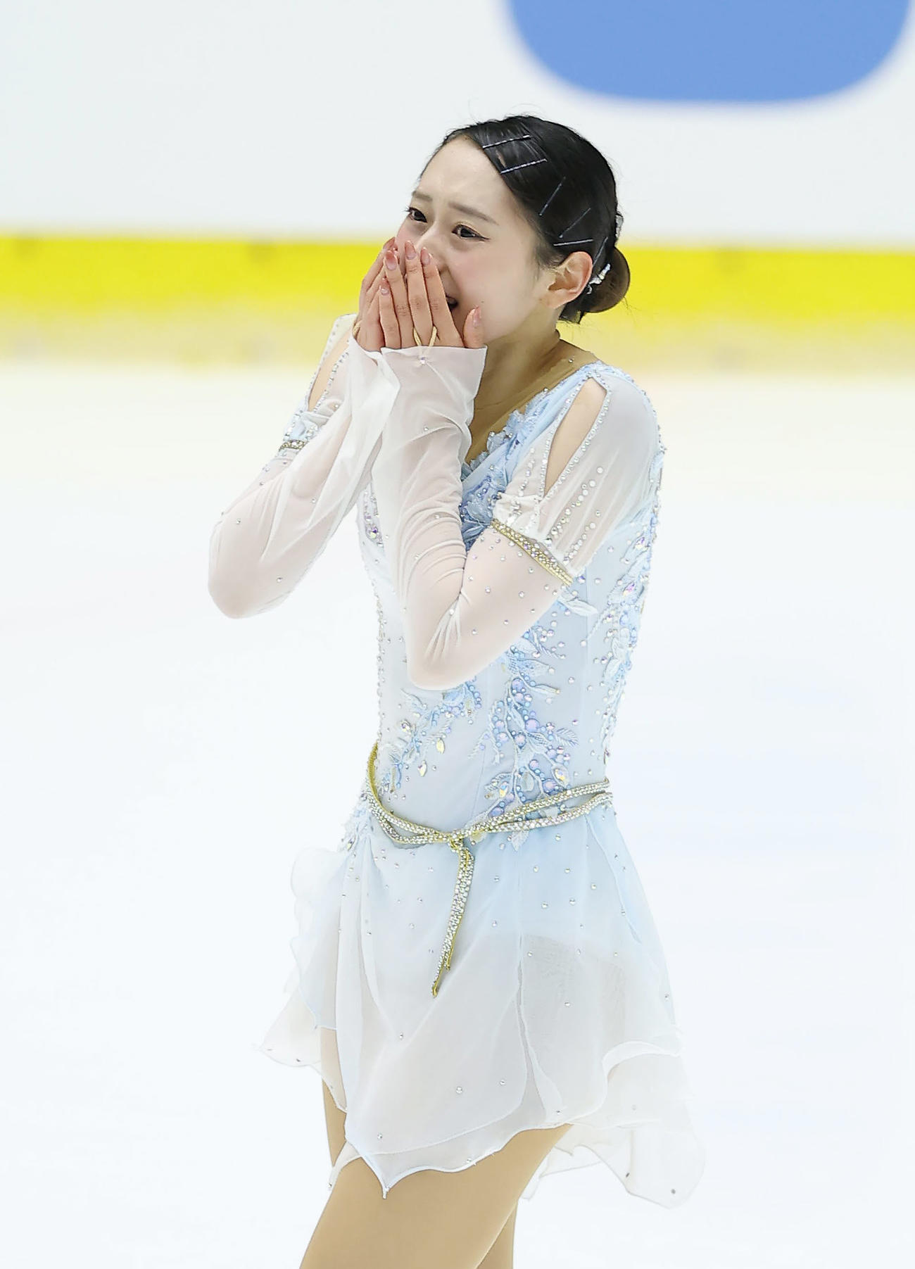 女子フリーの演技を終え、感極まる三宅（撮影・前田充）
