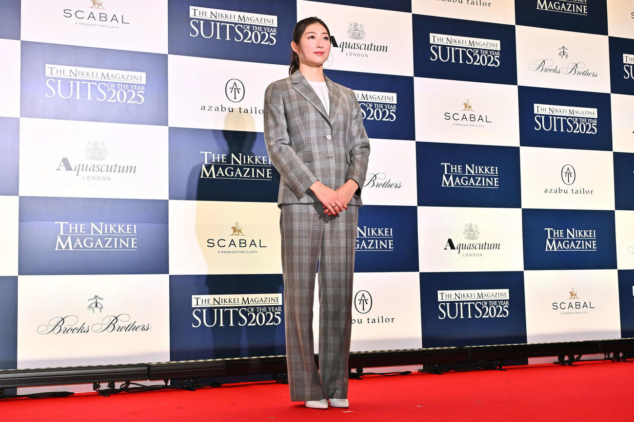 スーツ・オブ・ザ・イヤー2025で登壇する池江璃花子（撮影・滝沢徹郎）
