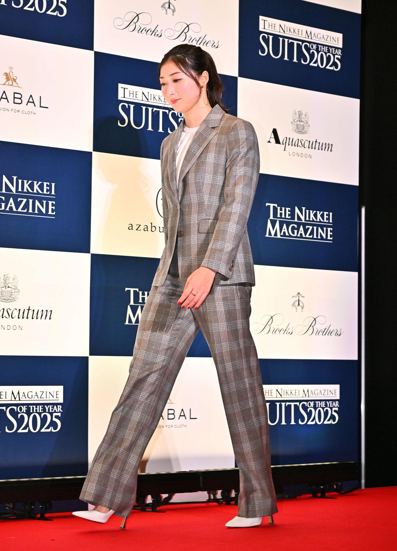 スーツ・オブ・ザ・イヤー2025で登壇する池江璃花子（撮影・滝沢徹郎）