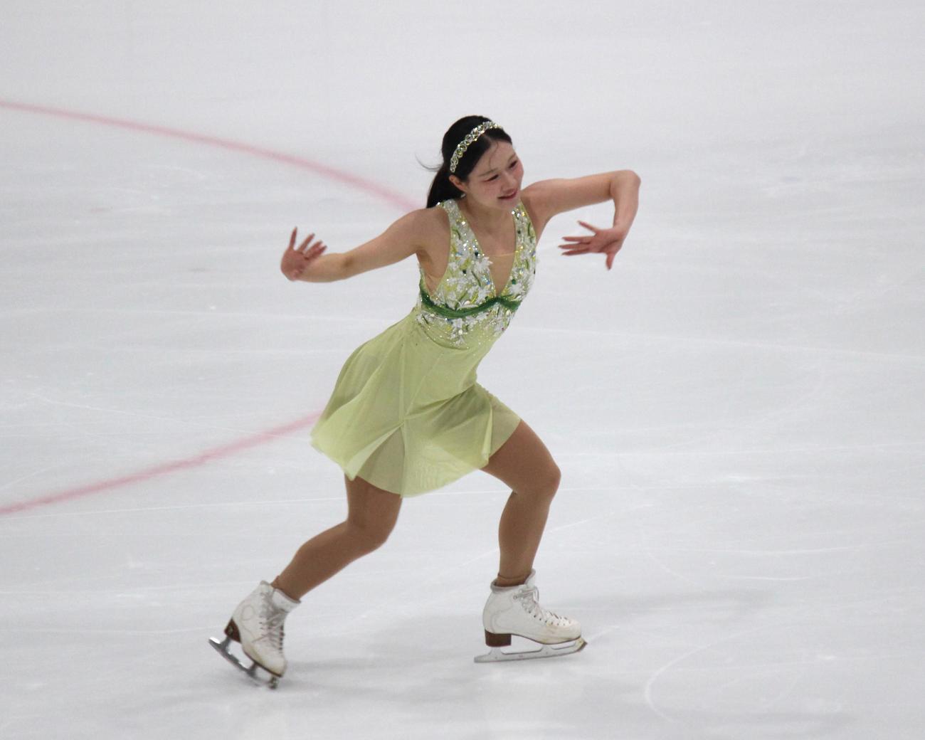 東京都民大会でショートプログラムの演技をする河辺（撮影・勝部晃多）