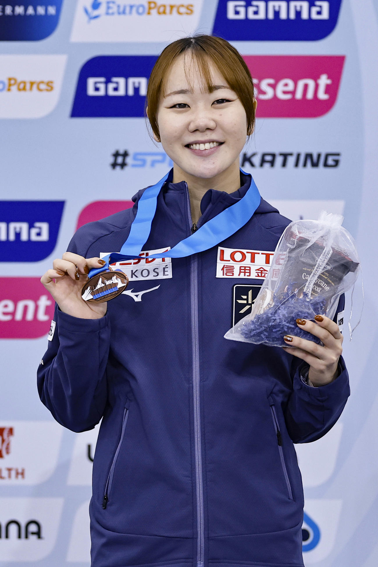 女子500メートルで3位の吉田雪乃（共同）