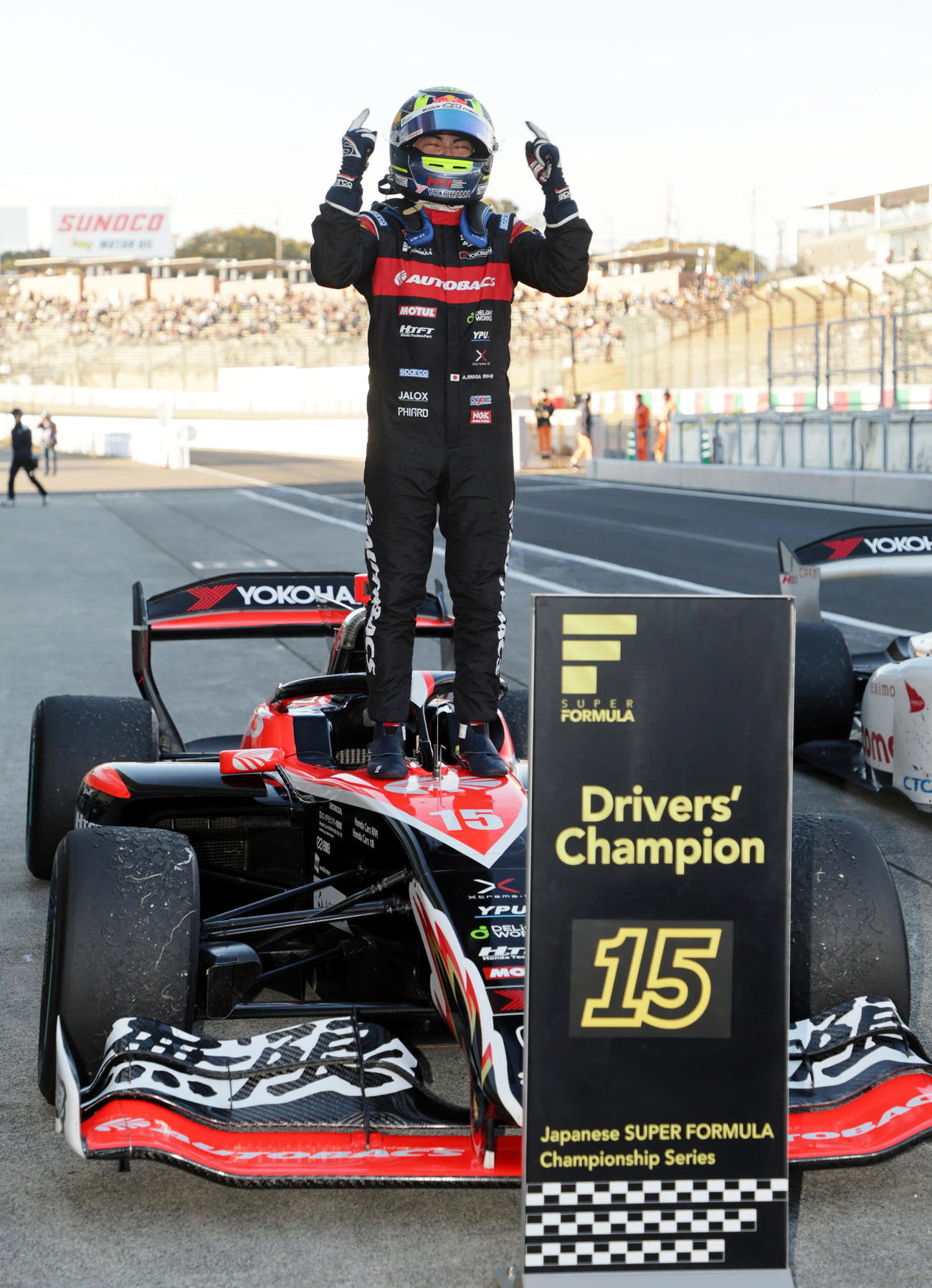 スーパーフォーミュラ最終戦で優勝し、逆転で年間王者を獲得した岩佐歩夢（撮影・宮崎幸一）