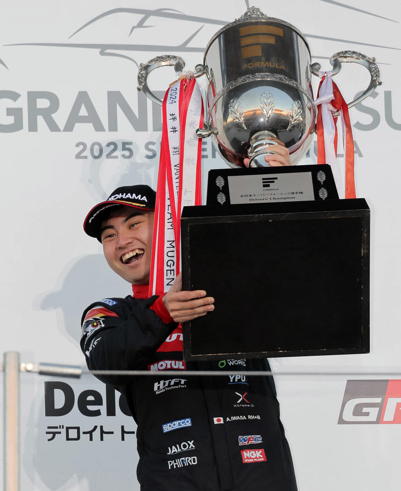 スーパーフォーミュラ最終戦で優勝し、逆転で年間王者を獲得した岩佐歩夢（撮影・宮崎幸一）