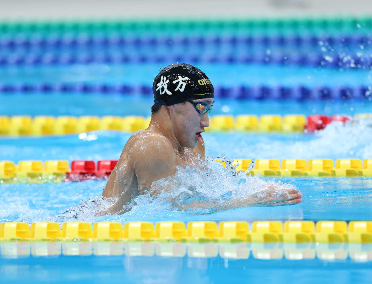 男子200メートル平泳ぎ決勝　泳ぐ大橋（撮影・増田悦実）