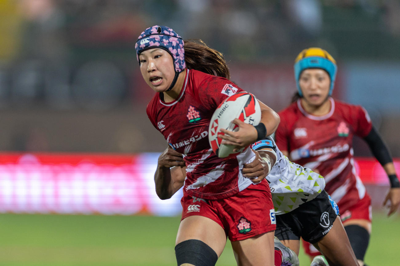 HSBC SVNS2026ドバイ大会の3位決定戦でフィジーを撃破した日本代表「サクラセブンズ」(C)JRFU