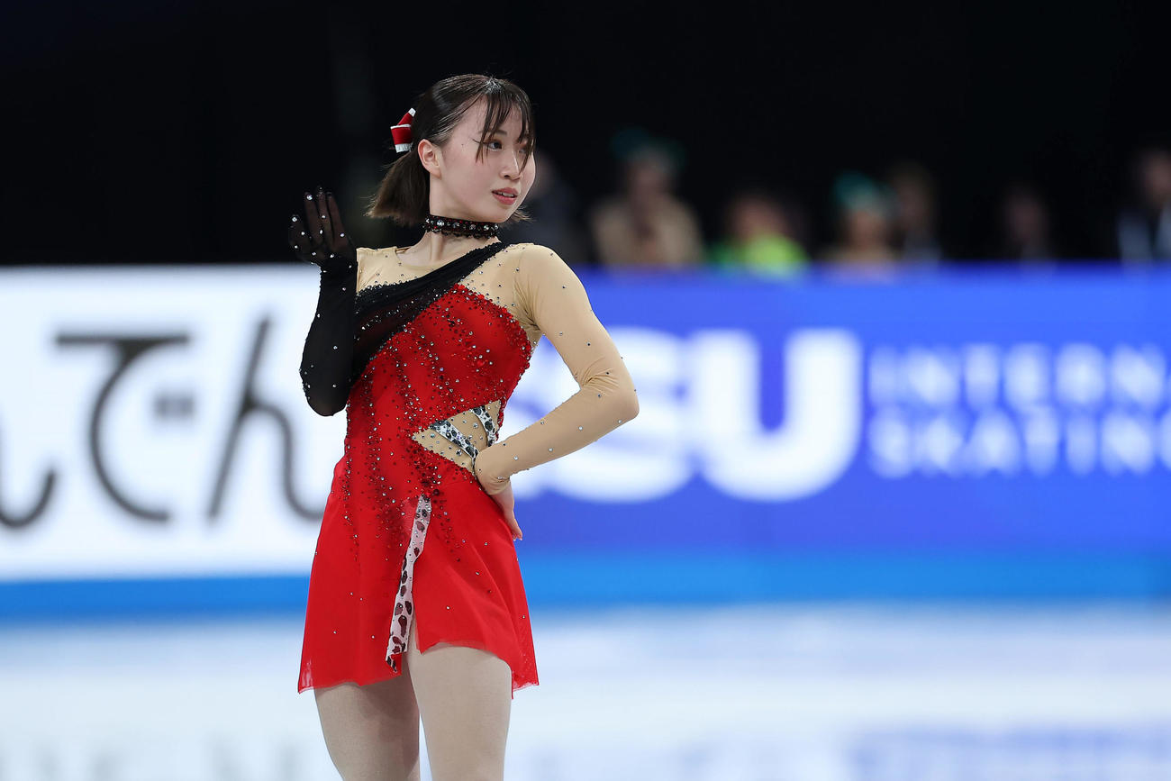 ジュニア女子SPで演技する金沢（撮影・前田充）