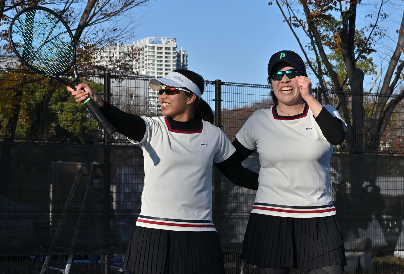 優勝した東京都代表（朝日新聞社提供　撮影：関口達朗）