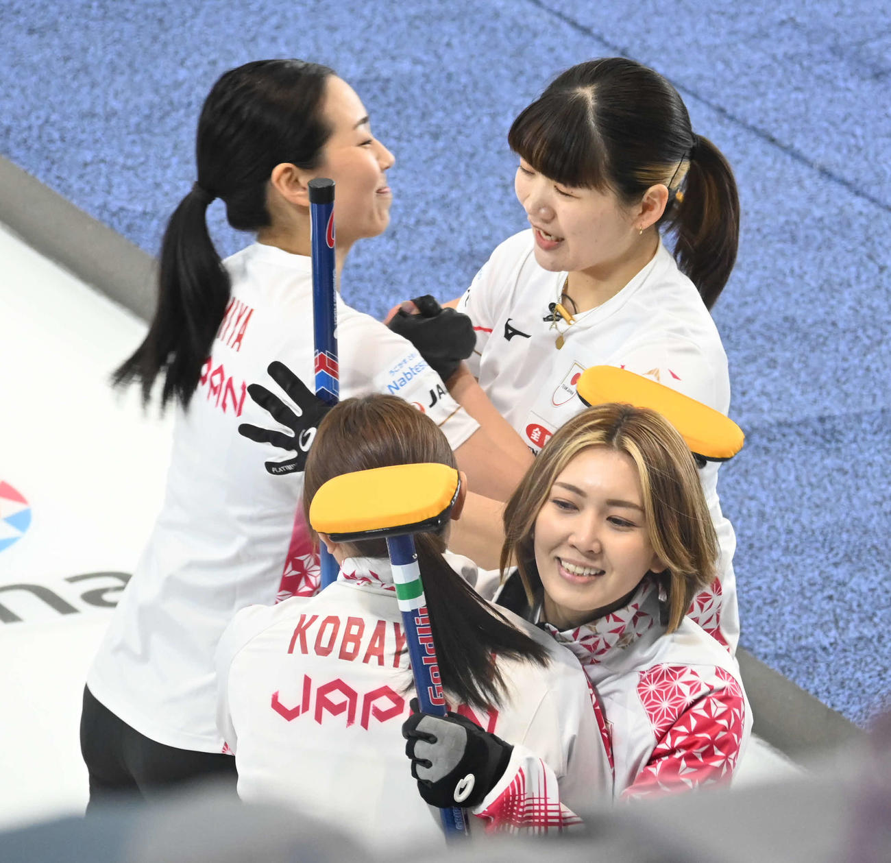 オーストラリアに勝利し喜ぶ女子日本代表フォルティウス（撮影・飯岡大暉）