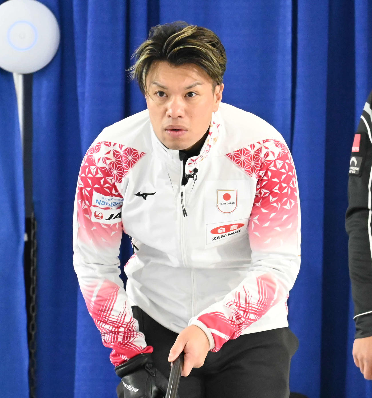 仲間に指示を出す男子日本代表の山口（撮影・飯岡大暉）
