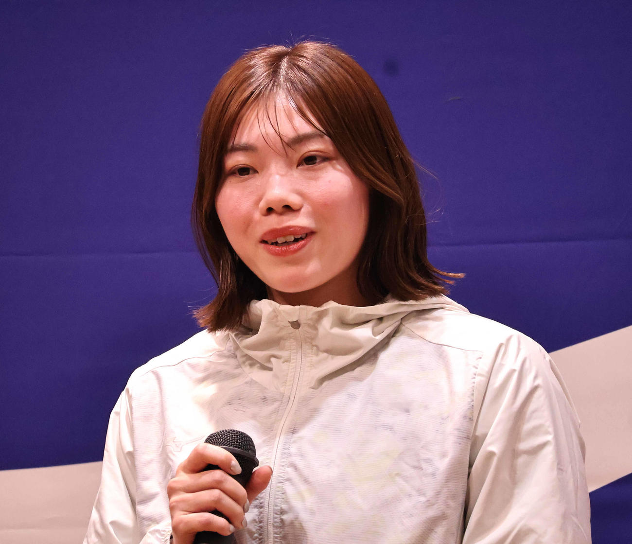 トークイベントに参加した青木玲緒樹さん