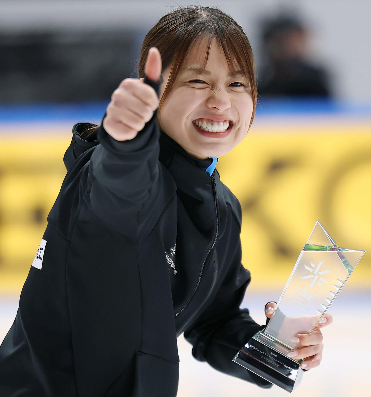 ショートトラック女子500、1000、1500メートルで3冠を達成した長森（撮影・前田充）