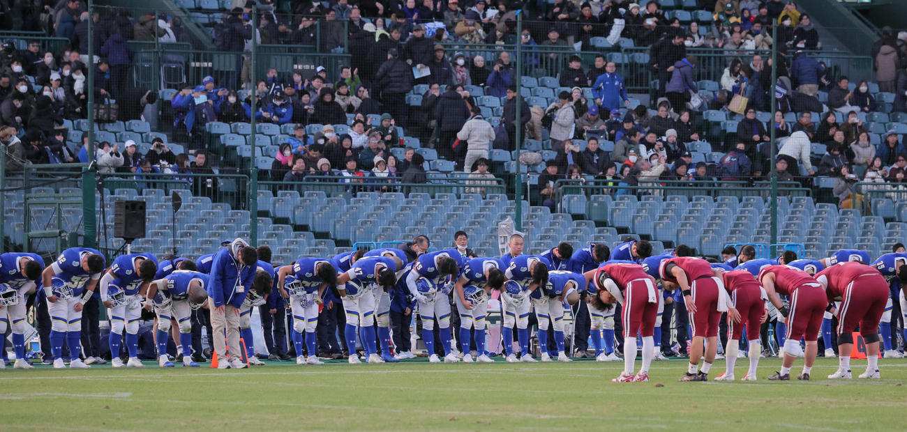 関学大対立命大　立命大パンサーズに敗れた関学大ファイターズ（撮影・宮崎幸一)