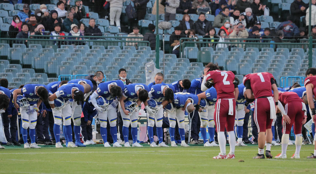 関学大対立命大　立命大パンサーズに敗れた関学大ファイターズ（撮影・宮崎幸一)