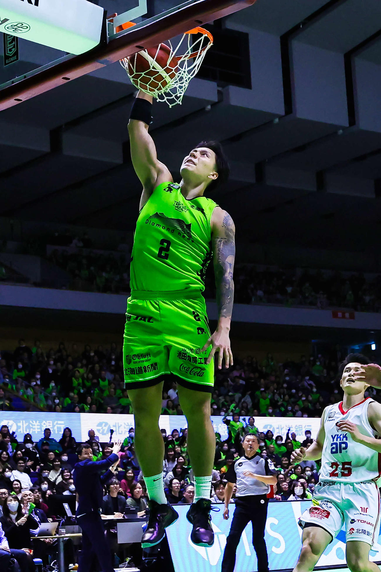 第4Q残り5秒で逆転勝利となるダンクシュートを決めたレバンガ北海道のラモス