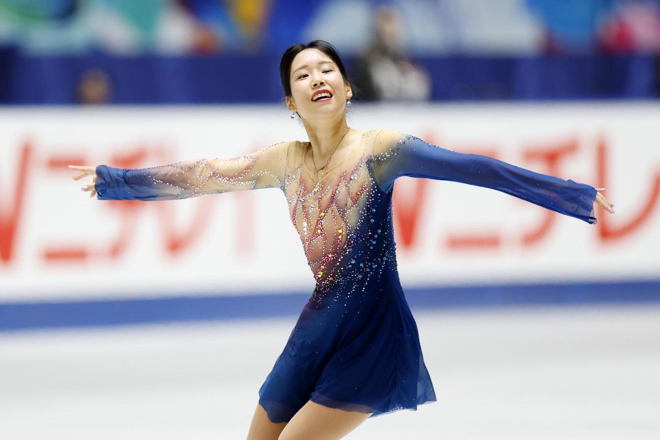 女子フリー　演技する三原舞依＝国立代々木競技場（共同）
