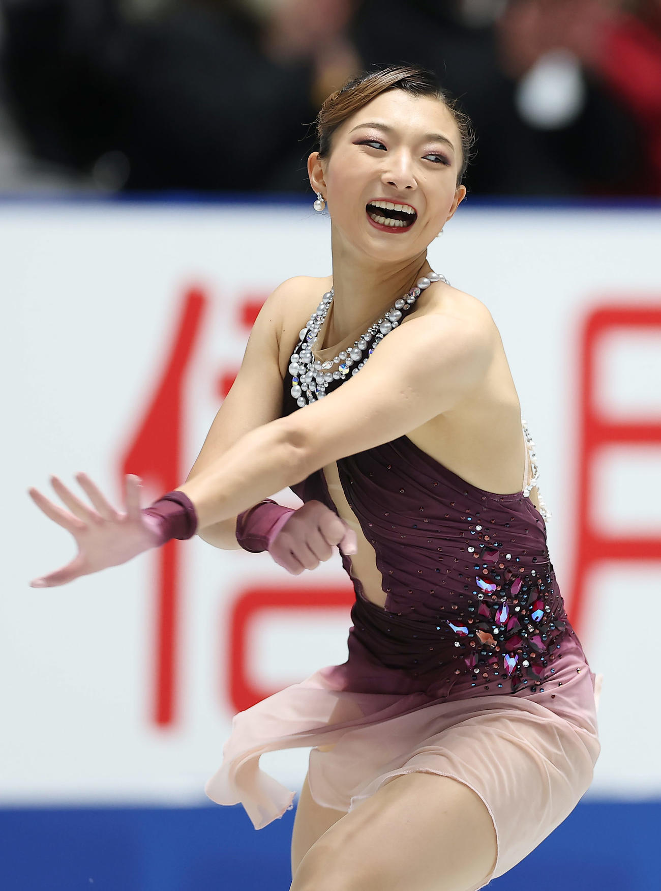 女子フリーで演技する坂本（撮影・前田充）
