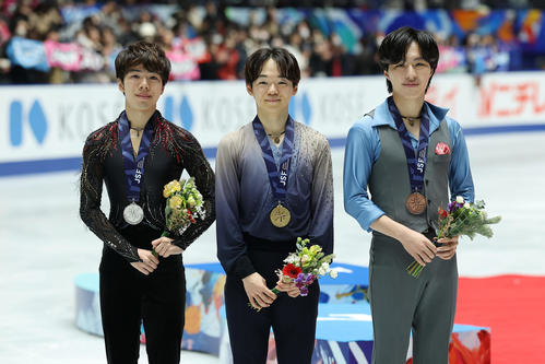 フィギュア】世界選手権代表決定 男子は鍵山、佐藤、三浦 女子は坂本
