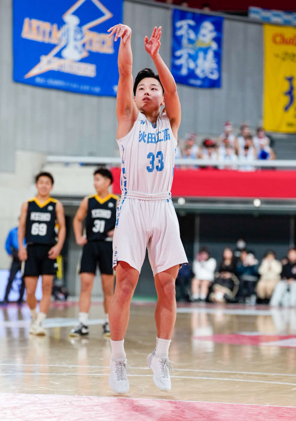 第3Q　フリースローを放つ秋田工・鎌田（撮影・小島史椰）