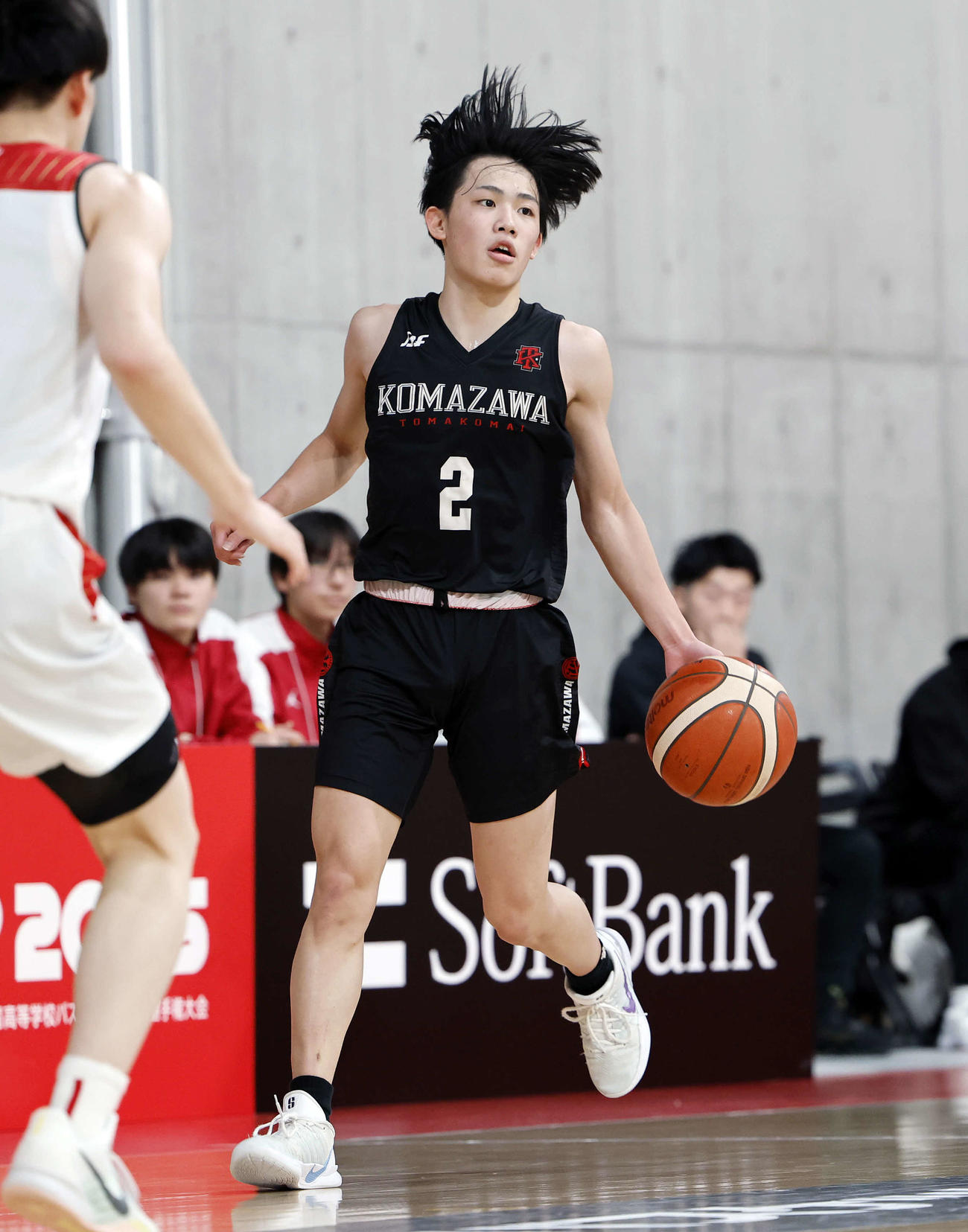 東山対駒大苫小牧　第2Q、前進する駒大苫小牧・宮森（撮影・山本朝陽）