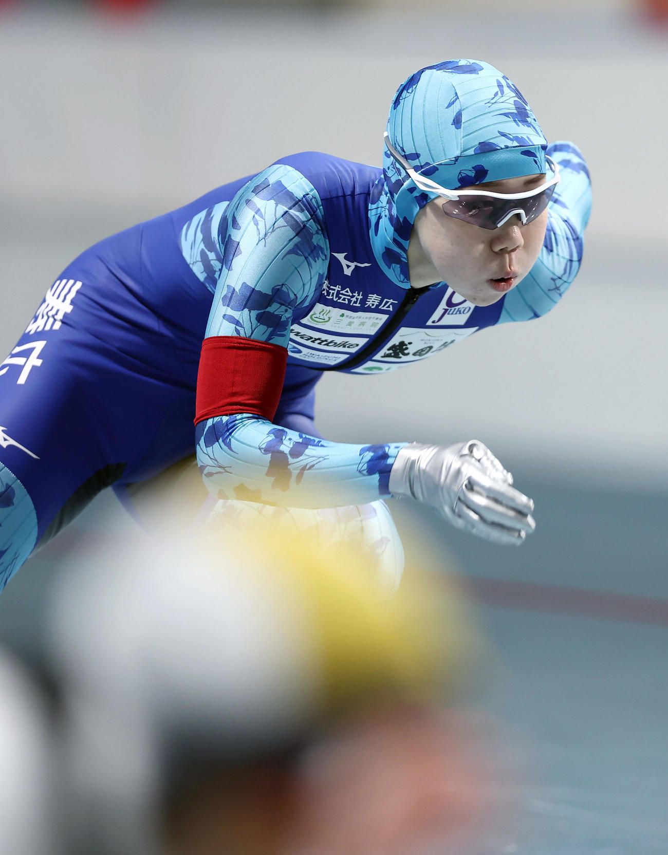 女子500メートルで滑走する吉田（撮影・前田充）