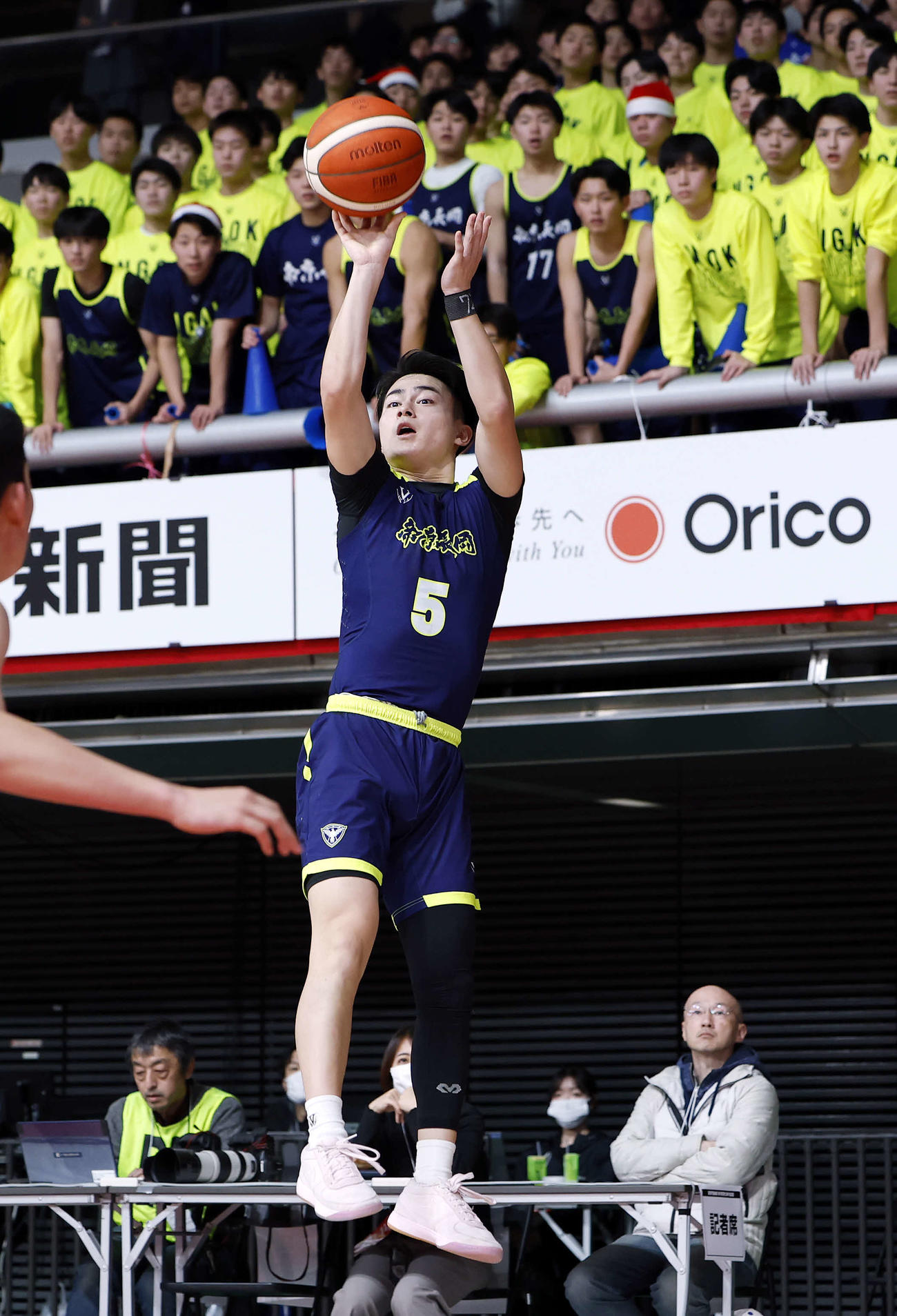 仙台大明成対帝京長岡　第2Qシュートを放つ帝京長岡・佐藤（撮影・山本朝陽）