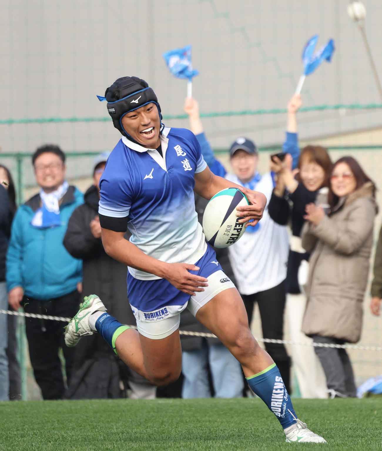 昌平対尾道　後半トライを決める尾道・山崎（撮影・白石智彦）