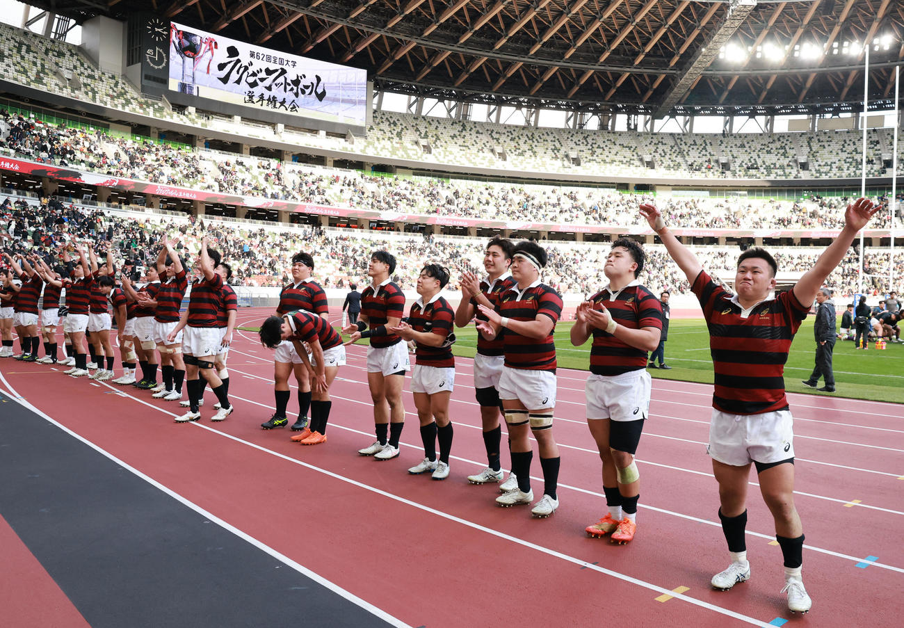 早大対帝京大　決勝進出を決め喜ぶ早大の選手たち（撮影・野上伸悟）