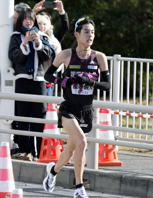 【箱根駅伝】ポメラニアン乱入の当事者が明かす本音「犬に罪はない」国学院野中「崩れたの事実」 - スポーツ : 日刊スポーツ