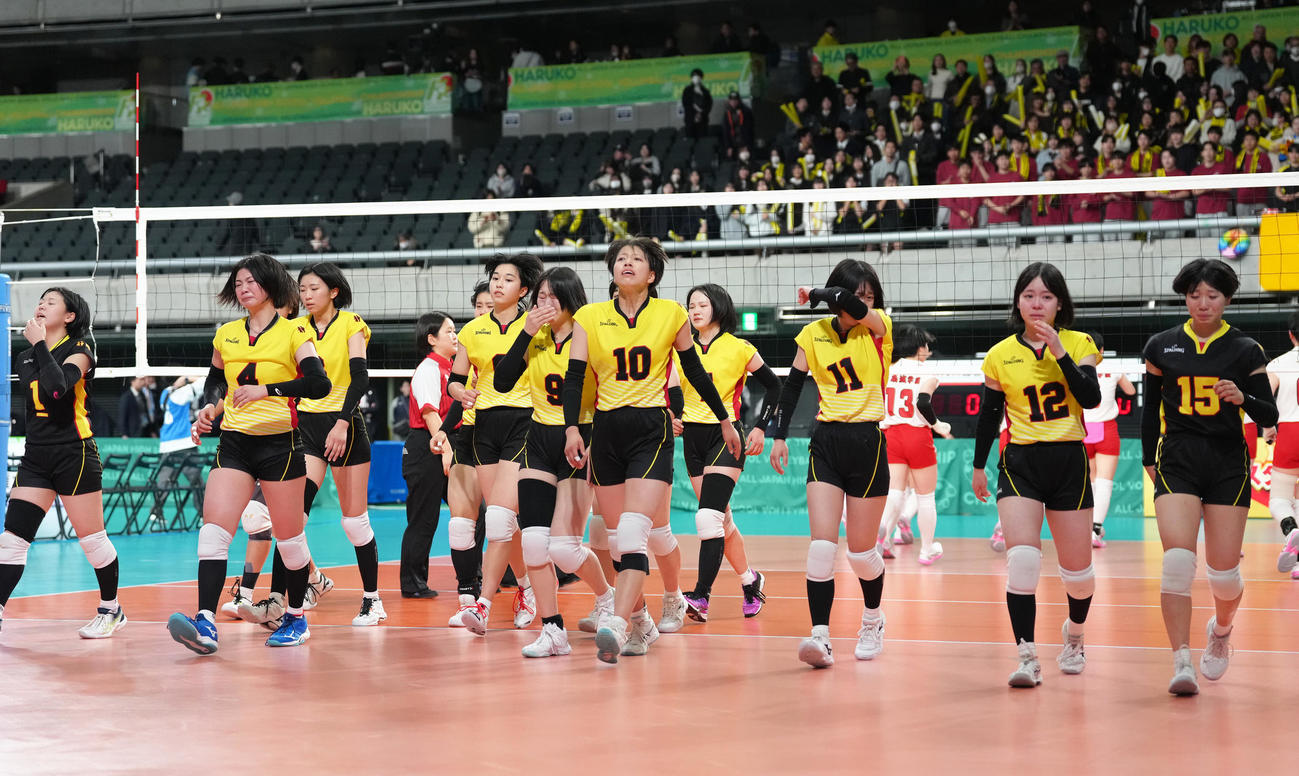女子準々決勝　東九州龍谷対富士見　準々決勝で敗れた富士見（撮影・足立雅史）